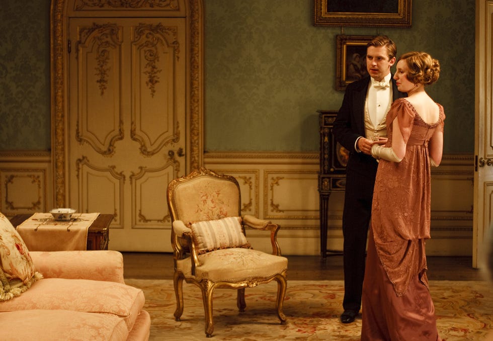 Dan Stevens as Matthew Crawley, Laura Carmichael as Lady Edith Crawley, Downton Abbey