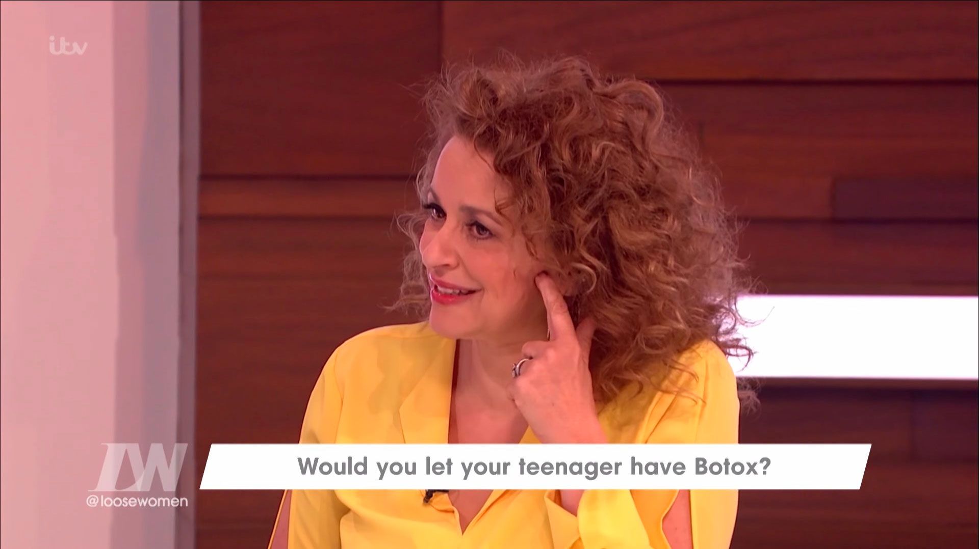 Nadia Sawalha reveals plastic surgery plans following years of body insecurities pics Nadia Sawalha reveals plastic surgery plans following years of body insecurities foto