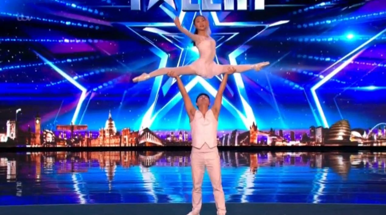 Chinese acrobats Gao Lin and Liu Xin put on a breathtaking display ...