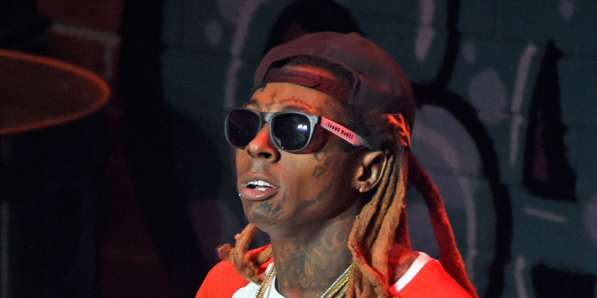 Lil Wayne storms off stage ending gig mid-set after fan throws drink ...