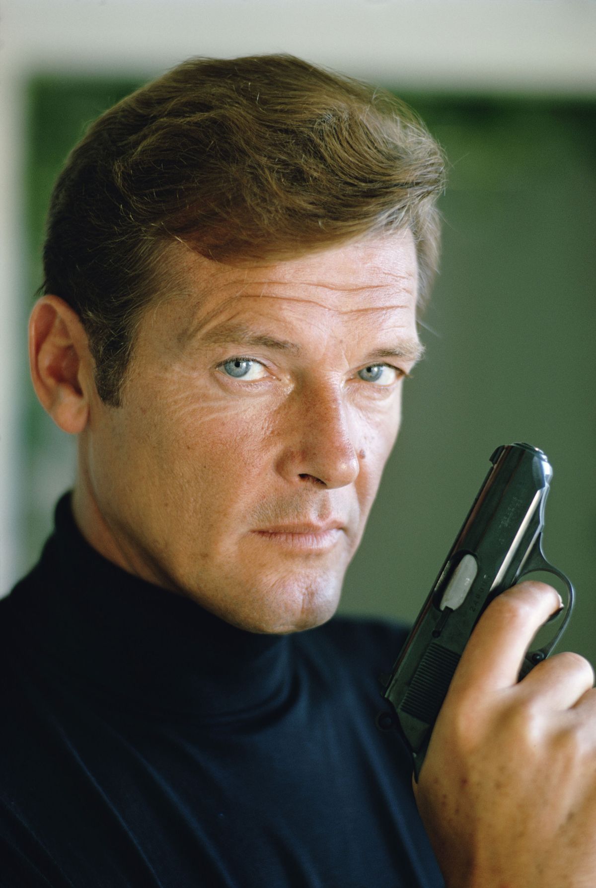 Sir Roger Moore The Best Bond For Those Who Dont Even Like Bond 