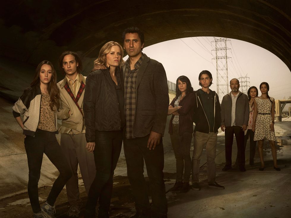 Fear The Walking Dead Crossover: Kim Dickens Says Madison Is Probably  Related To Daryl Dixon