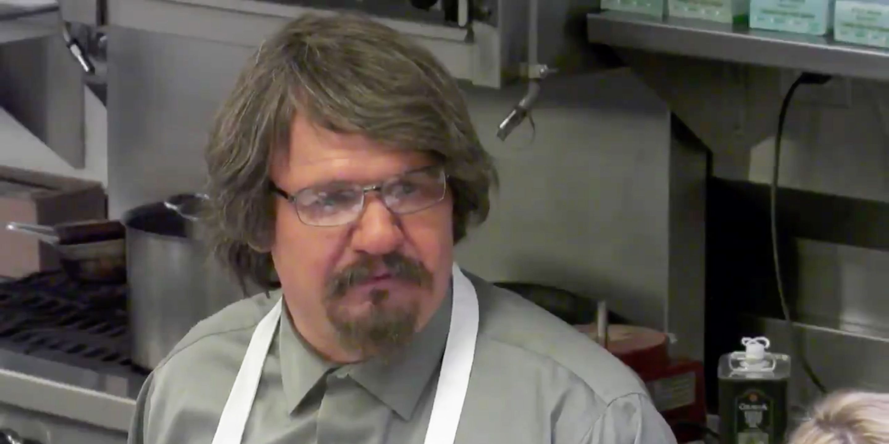 Gordon Ramsay Puts On Amazing Disguise To Troll One Of His Former Chefs On The F Word