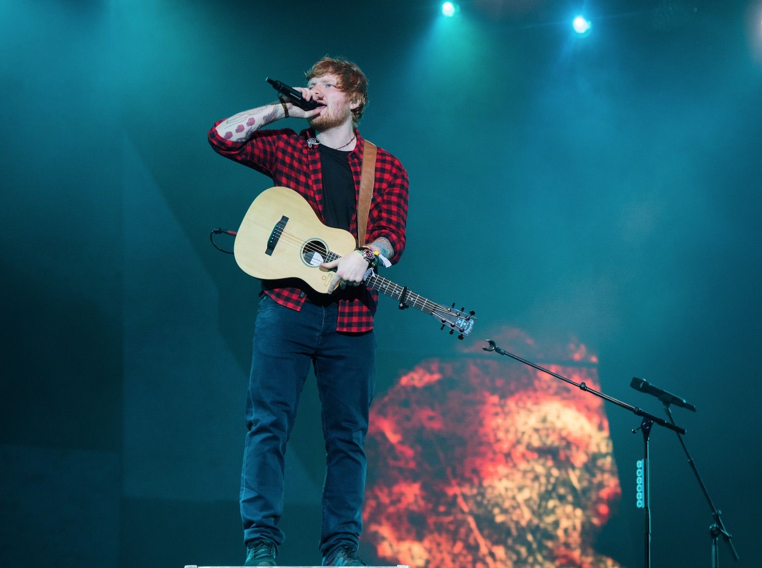 Ed Sheeran Brings Glastonbury Festival To A Magical Close