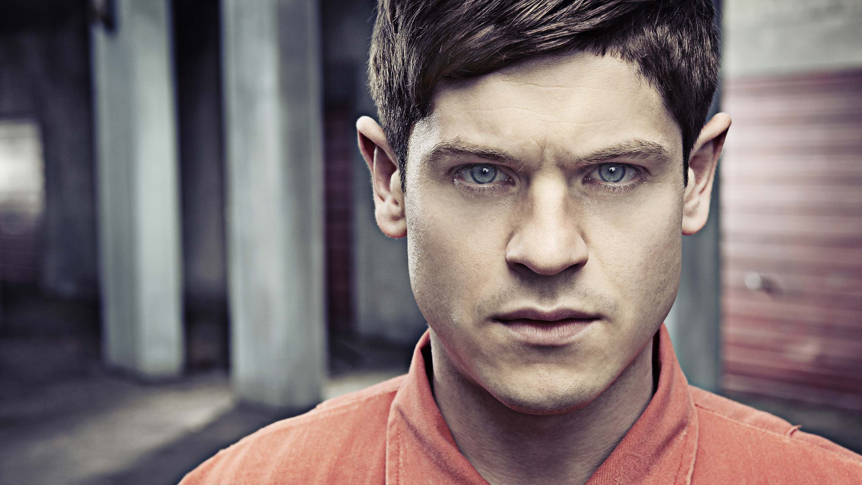 Iwan Rheon Says It Ll Be Tricky To Cast His Character Simon In The