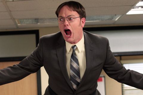 Dwight celebrando en la versión de la oficina de EE. UU.