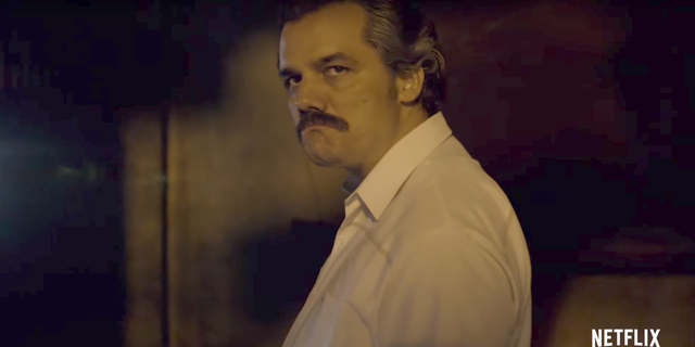 Эскобар сын за отца 2020. Вагнер Моура Narcos. Вагнер Моура Пабло Эскобар. Пабло Эскобар сериал.