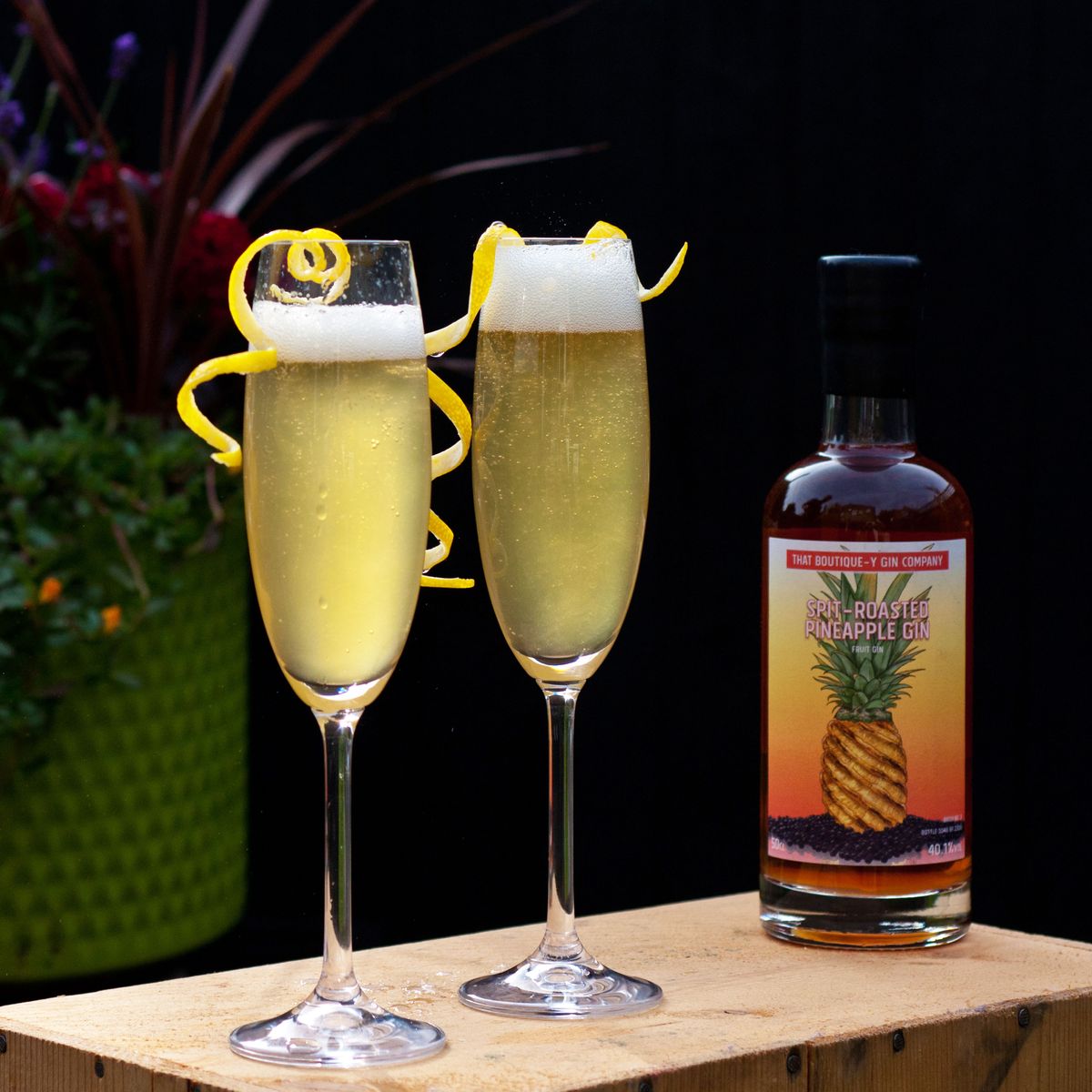 Split-Roast Pineapple Gin cocktail
