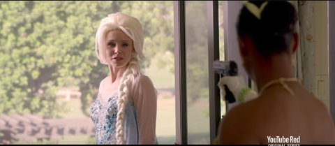 Kristen Bell dresses up as Elsa in Ryan Hansen Solves Crimes on Television