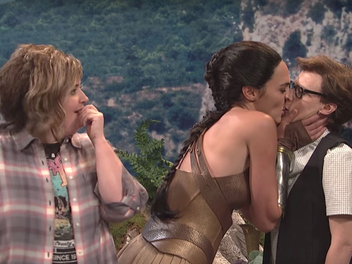 Gal Gadot Saturday Night Live hosting debut saw her parody Wonder Woman