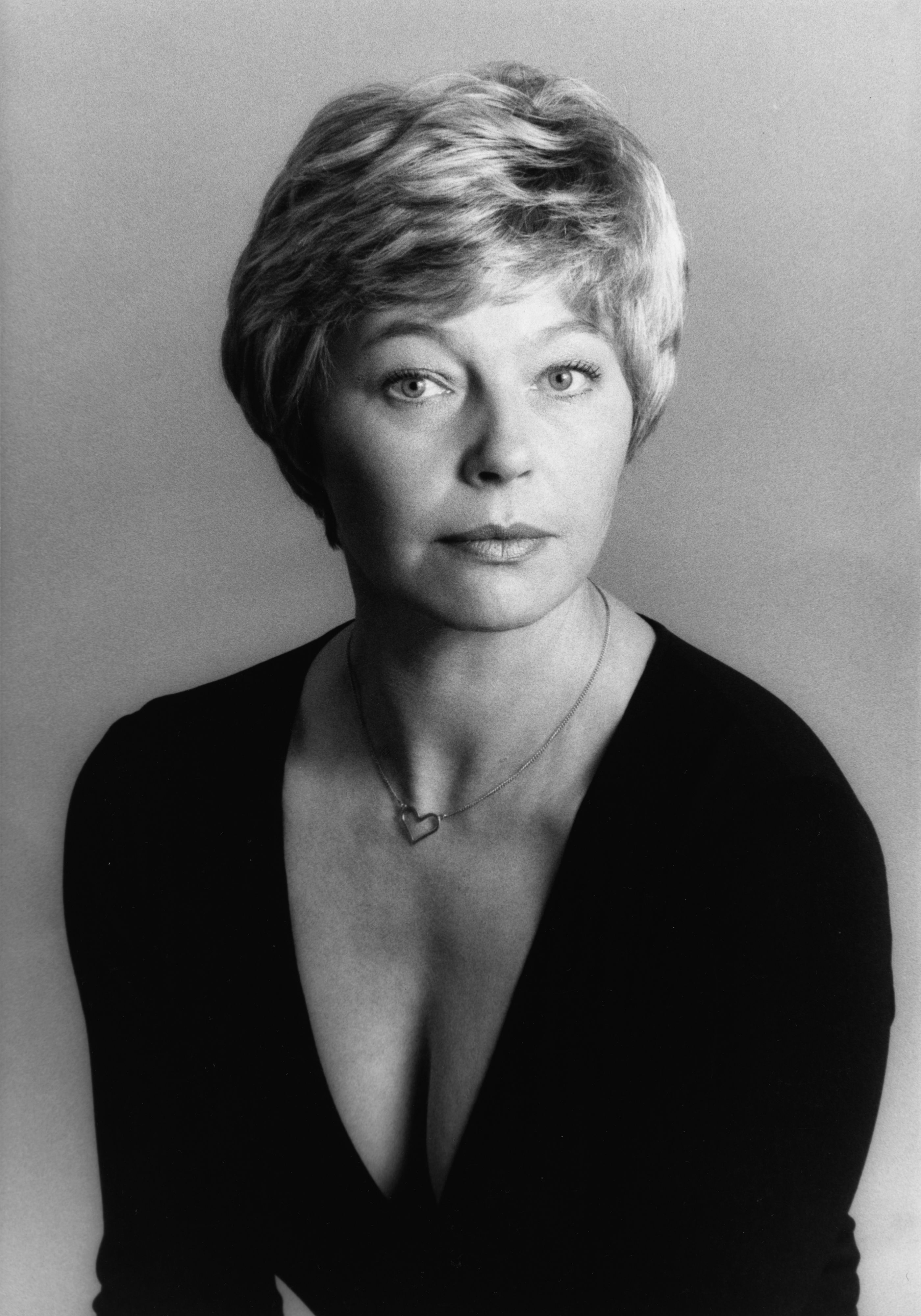 Olivier Award-winning actress Rosemary Leach dies aged 81 after a short  illness