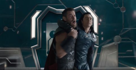 Thor Ragnarok S Get Help Scene Was Thought Up By Star Chris Hemsworth