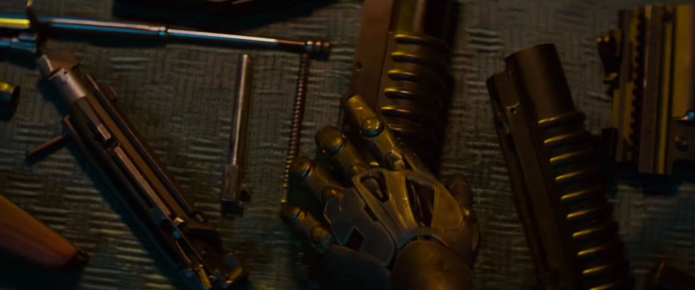 Cable's hand Deadpool 2