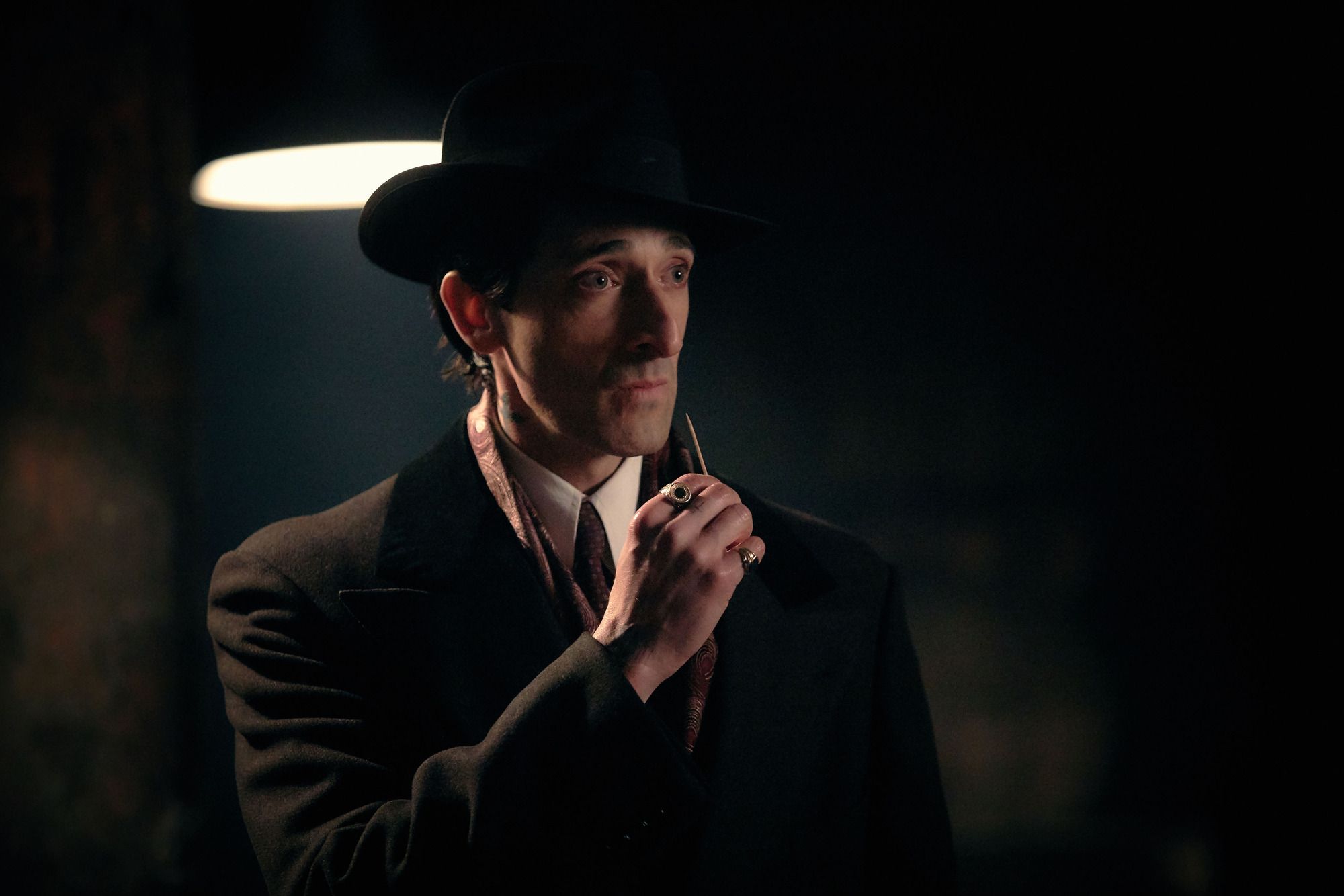 Watch peaky blinders hot sale season 4 episode 2