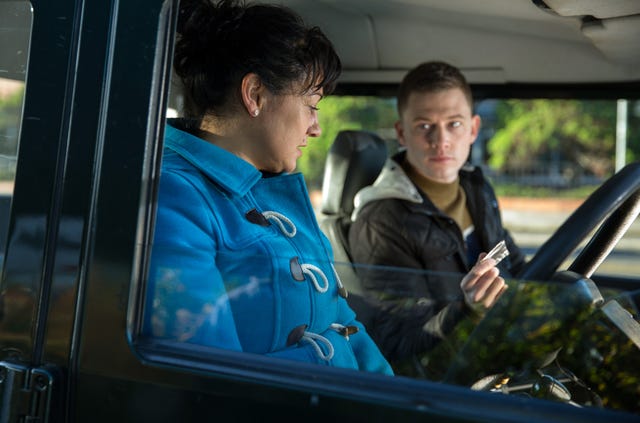 Emmerdale spoilers – Moira Dingle buys drugs in dark twist
