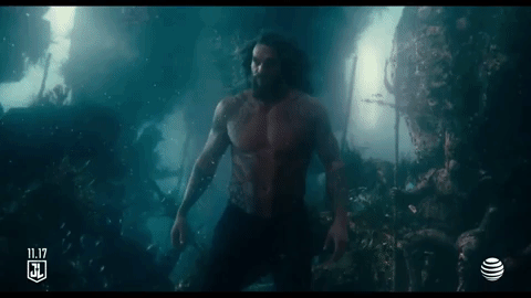 Aquaman reveals first look at hulking Jason Momoa