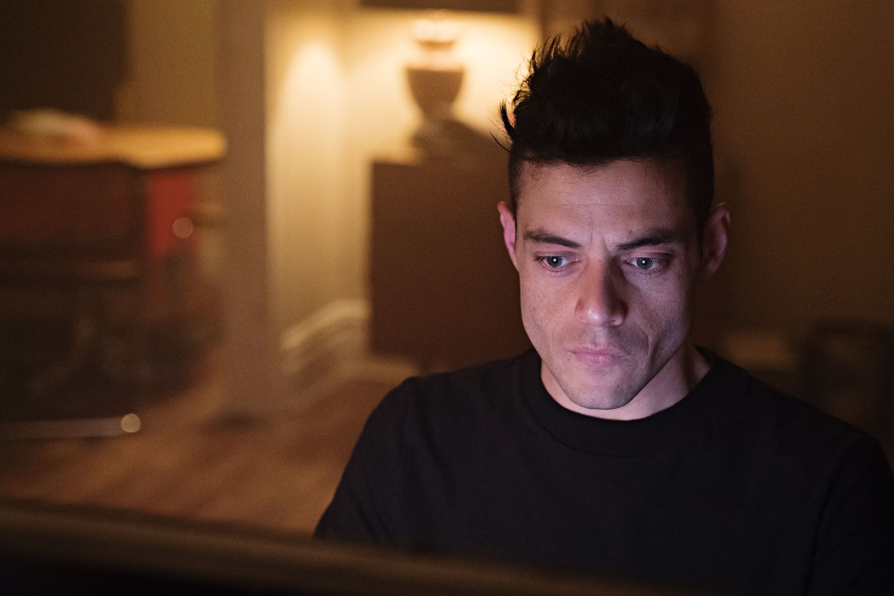 Is TV Show 'Mr. Robot 2015' streaming on Netflix?