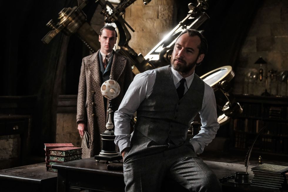 jude law as albus dumbledore, fantastic beasts 2, fantastic beasts the crimes of grindelwald