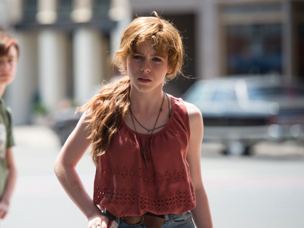 White Bra worn by Beverly Marsh (Sophia Lillis) as seen in It movie