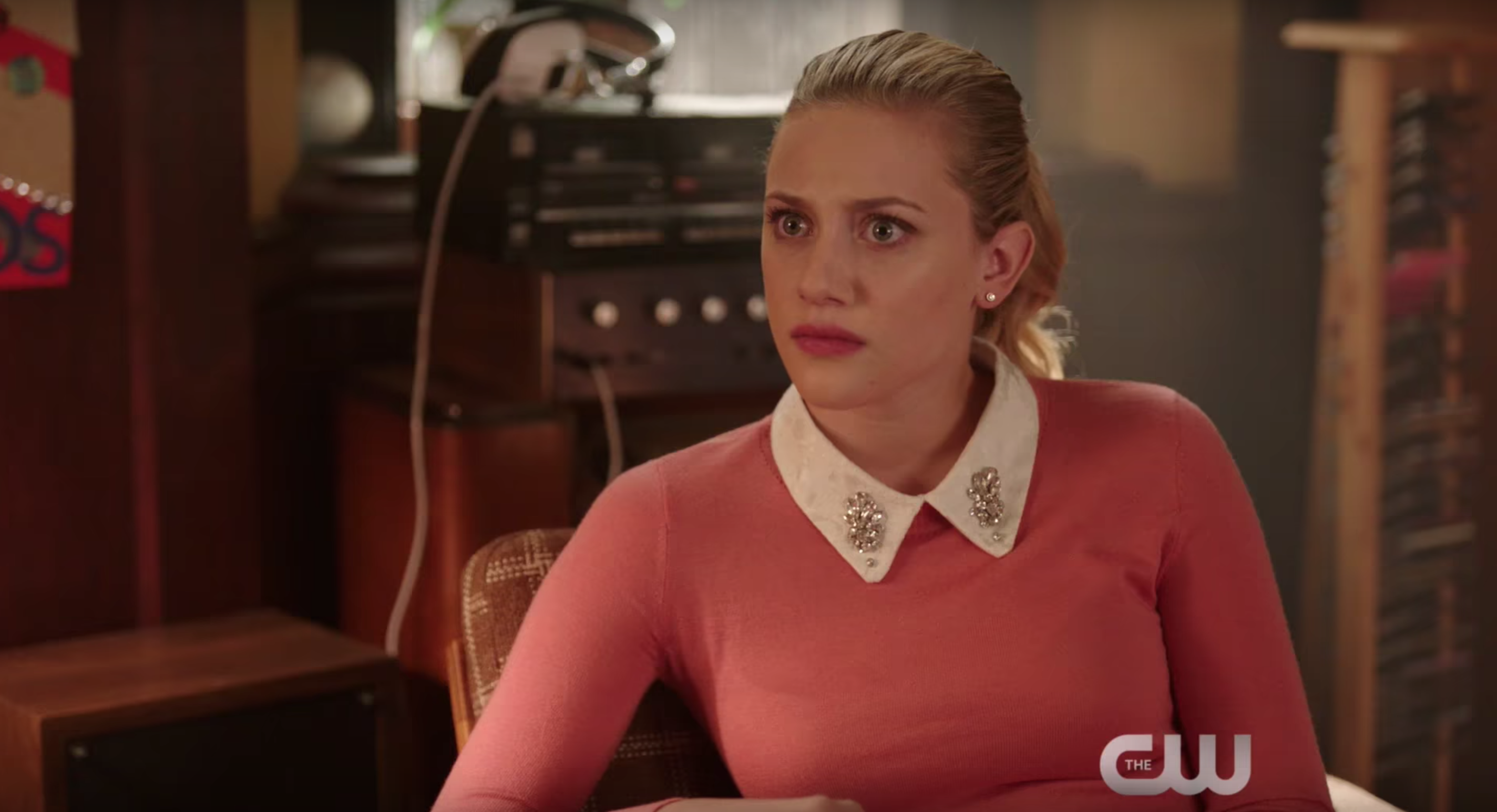 Riverdale mid-season 2 premiere delivers sibling shocker for Betty