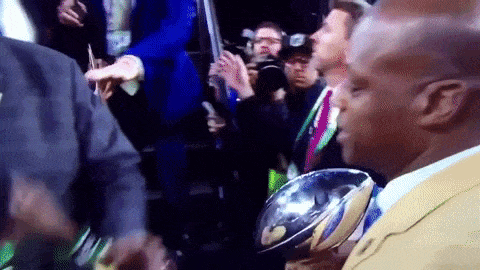 Kevin Hart held up by security at Super Bowl for second straight