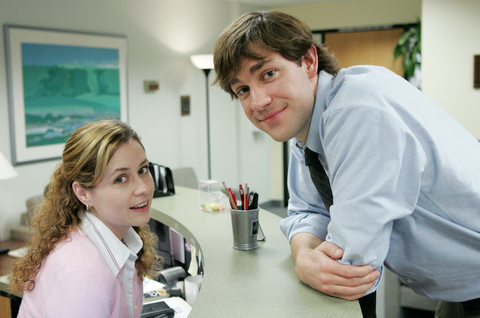 jenna fischer as pam beesly and john krasinski as jim halpert in the office