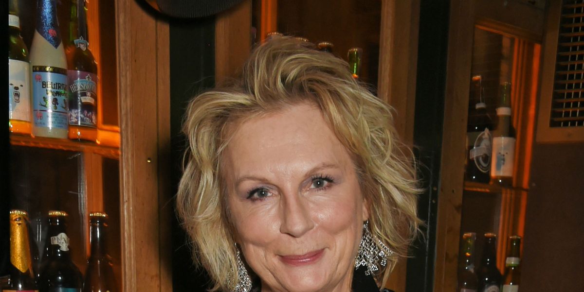 Jennifer Saunders lands first major drama role with Richard Armitage in ...