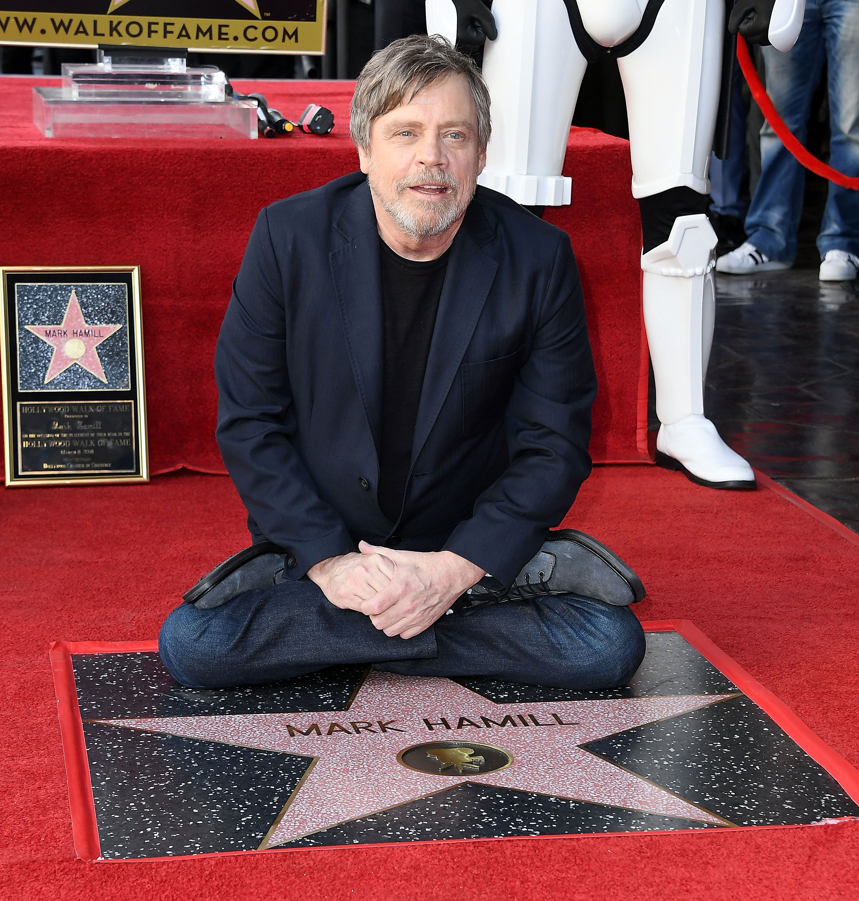 Mark Hamill Just Defended the 'Star Wars' Prequel Trilogy