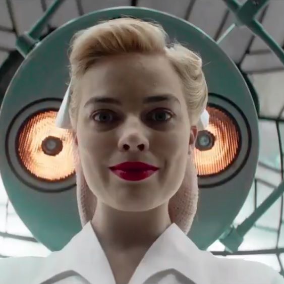 Margot Robbie prepares for roles 'like a psychopath' - Pearl