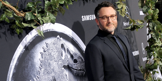 Колин Треворроу. Colin Trevorrow Jurassic. Колин Треворроу снимет мир Юрского периода 3?. Колин Треворроу мир Юрского периода фото.