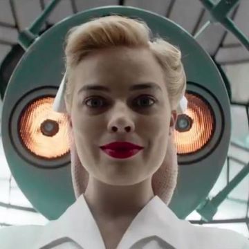 Margot Robbie in new Terminal trailer