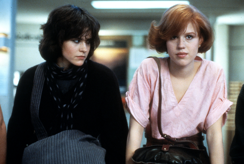 ally sheedy and molly ringwald in a scene from the film 'the breakfast club',