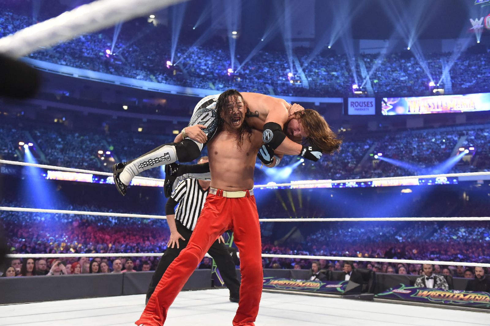 WrestleMania 34 – 34 Stunning Pictures On A Massive Night In WWE History