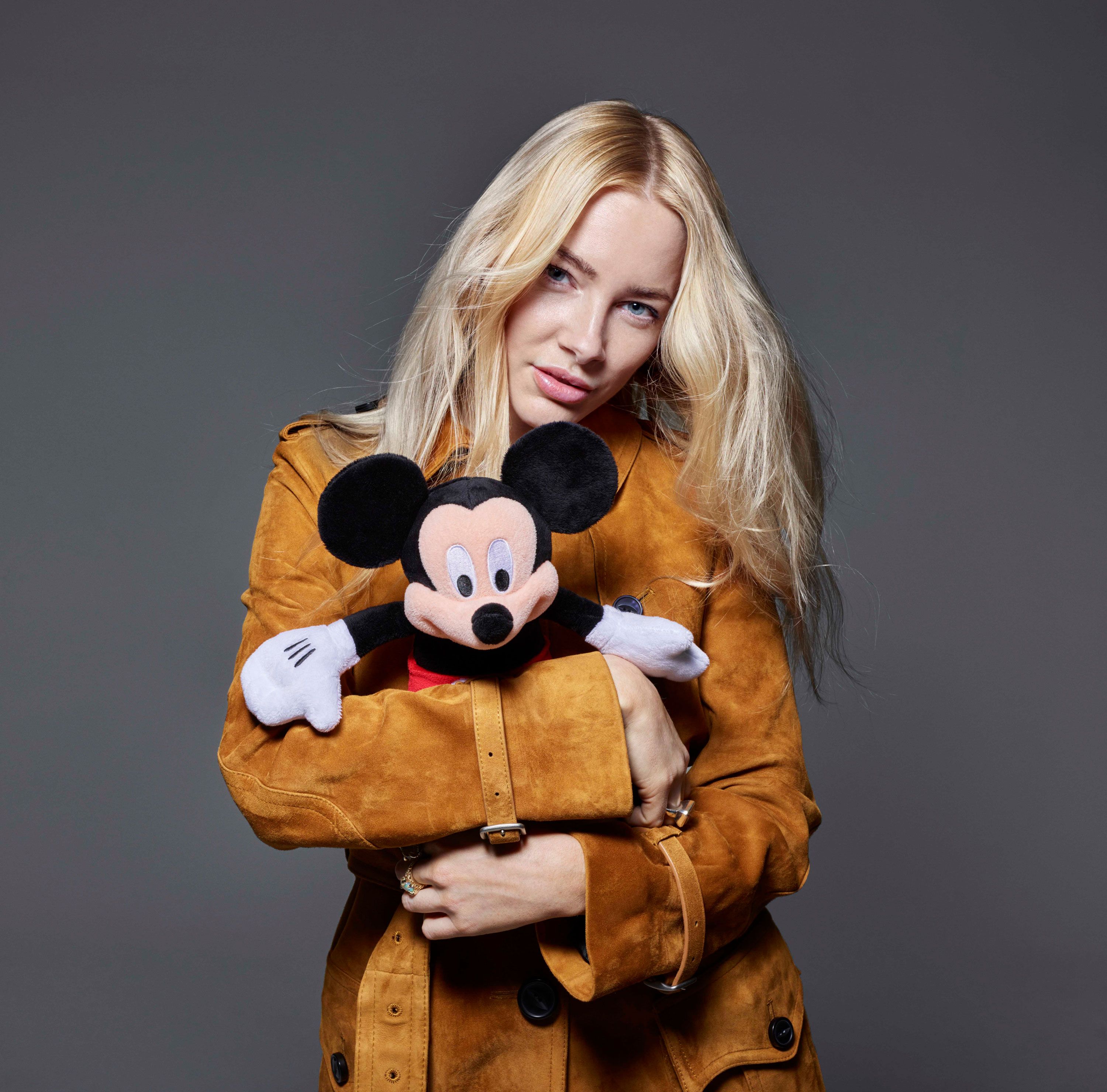 Celebs celebrate Mickey Mouse's 90th - from Mark Hamill to Phillip  Schofield - Mirror Online