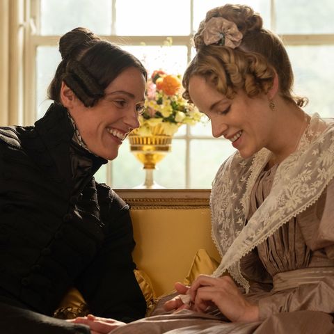 suranne jones as anne lister and sophie rundle as ann walker in gentleman jack for the bbc