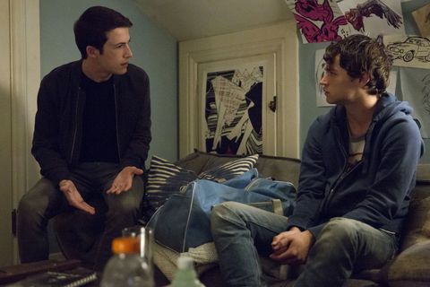 13 Reasons Why Season 2 Has A Major Plot Hole That No Confession Can Fix