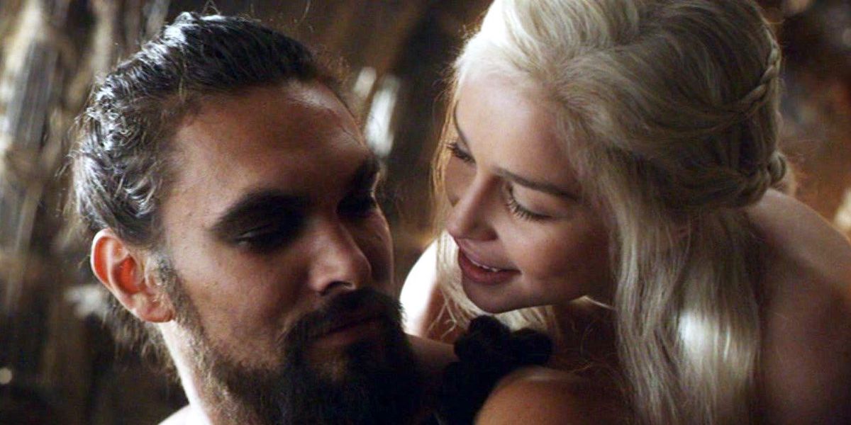 Game Of Thrones Emilia Clarke And Jason Momoa Have Reunion