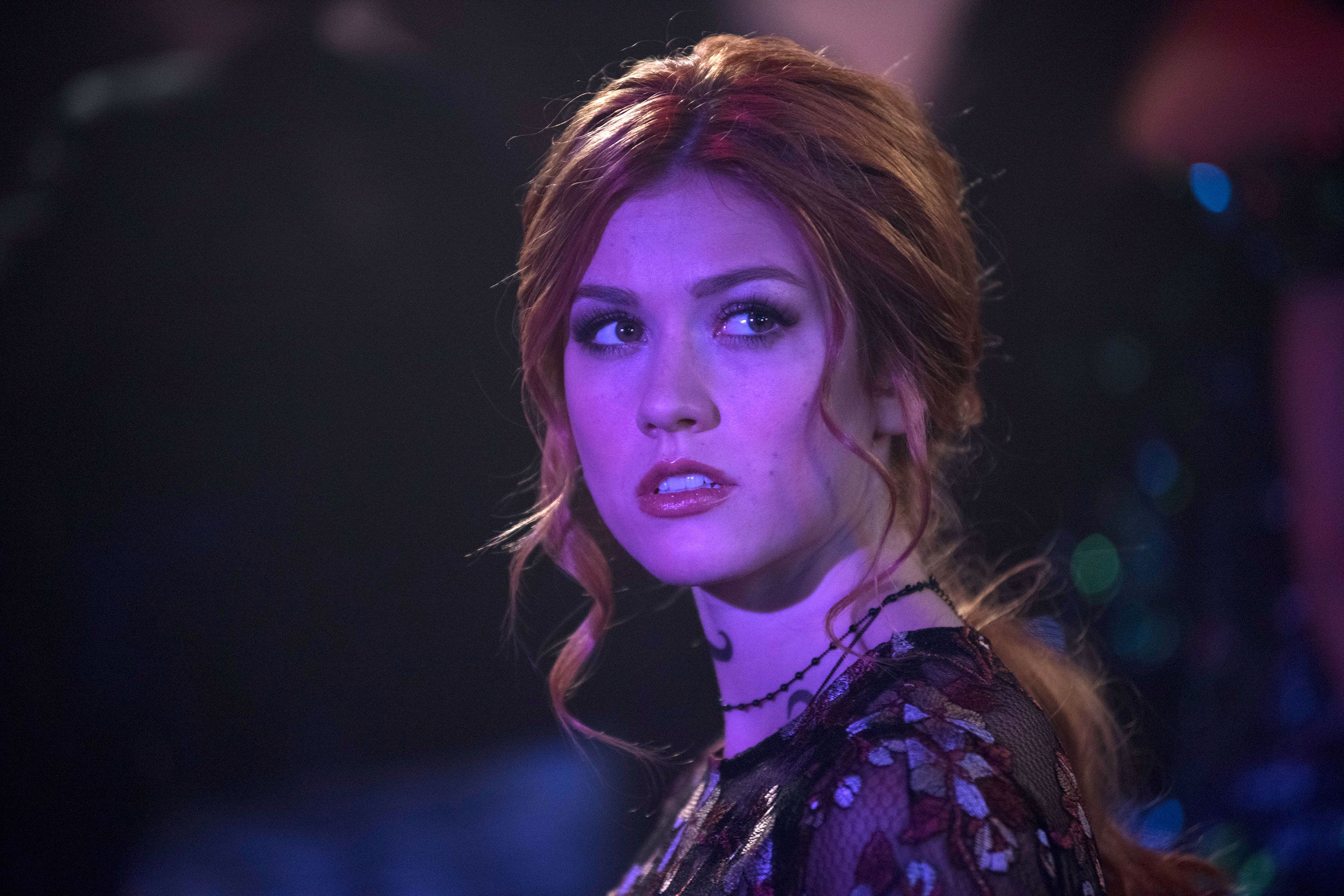 Shadowhunters Katherine Mcnamara Joins Stephen King Adaptation