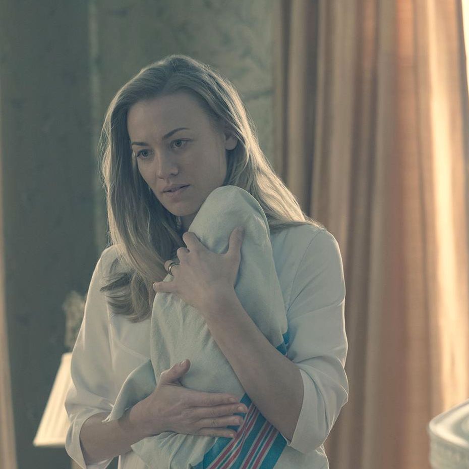 HANDMAID's TALE Season 5 Who is the father of Serena Joy's baby 