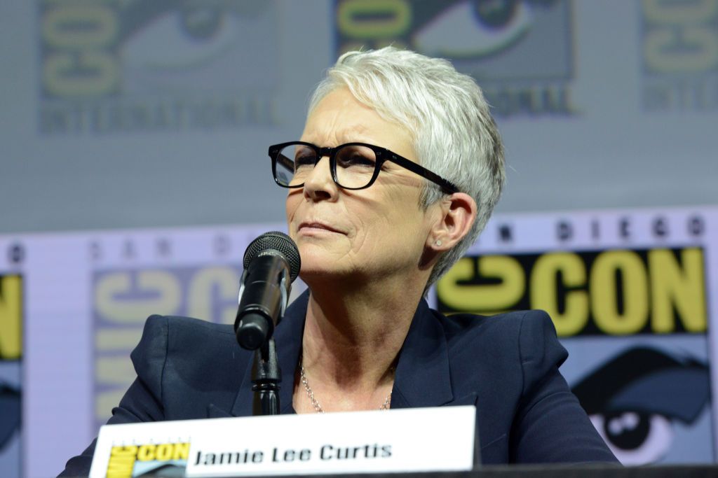 Ryan Reynolds responds to Jamie Lee Curtis's Marvel apology