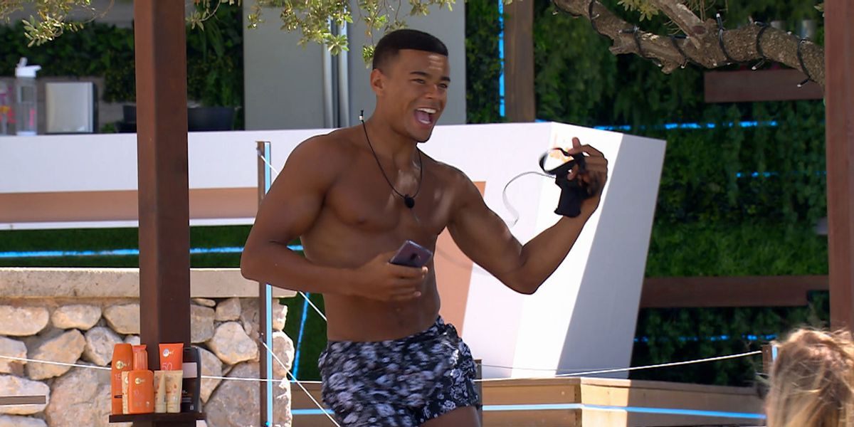 Love Island star Wes Nelson says contestants are told to remove clothing for TV