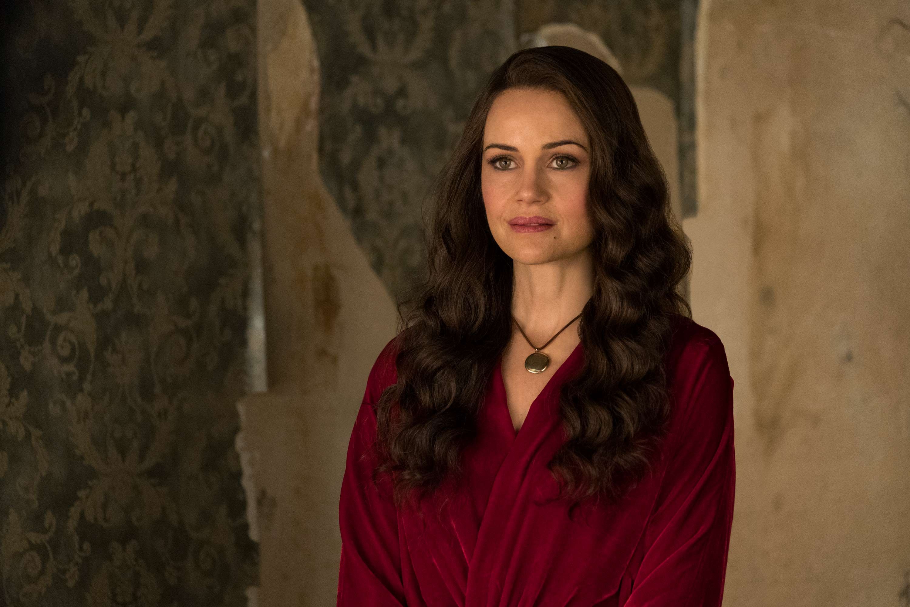 Haunting Of Hill House Boss Reveals Alternate Ending Considered