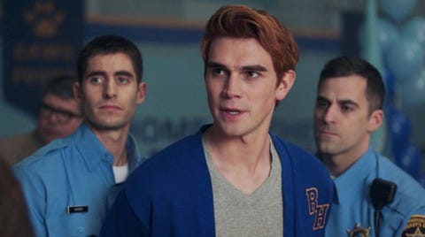 Does archie andrews die in riverdale