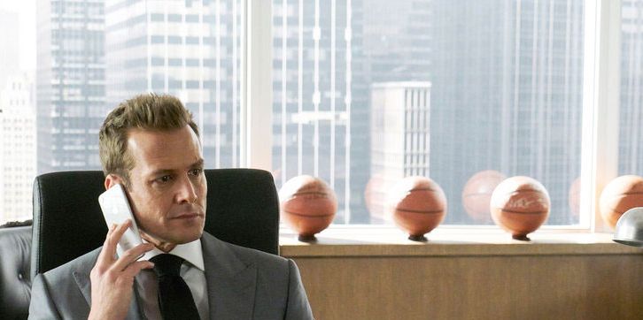 Suits star Gabriel Macht leads cast in saying goodbye as s9 wraps