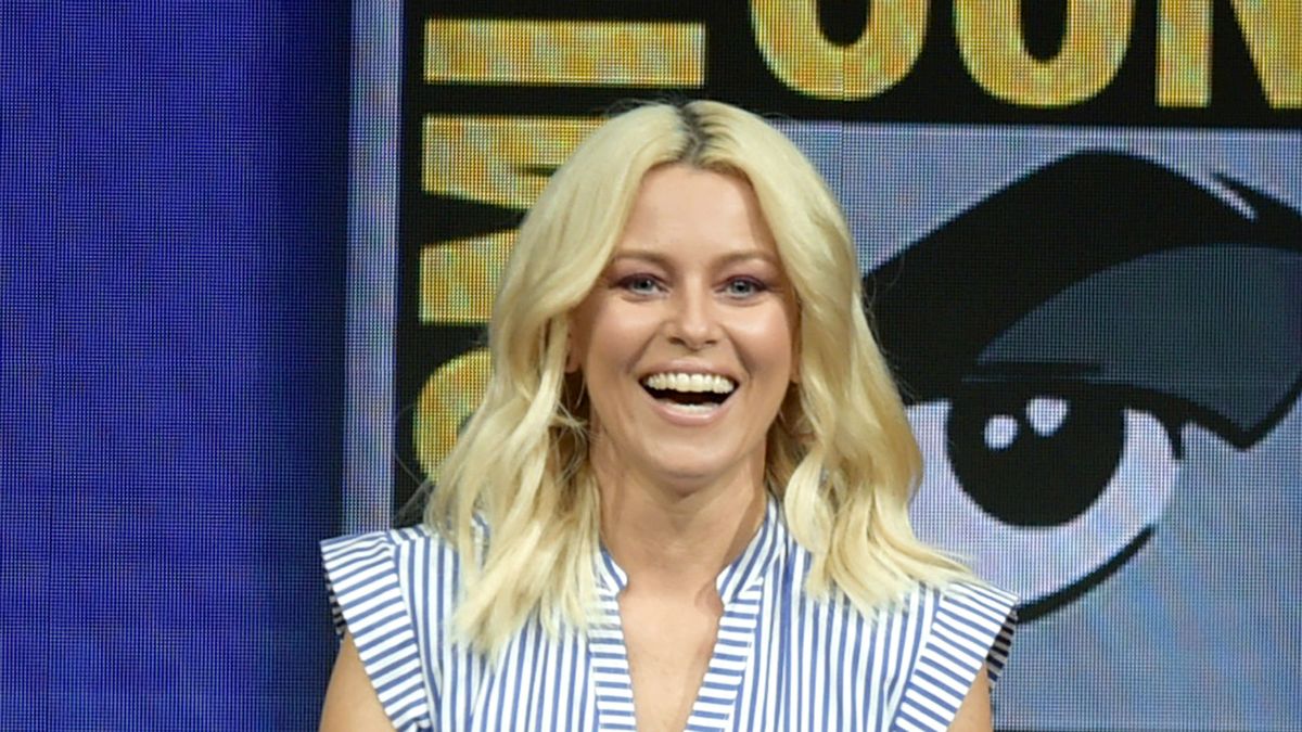 preview for Elizabeth Banks on updating Charlies Angels for a new generation