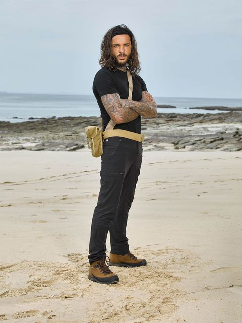 bear grylss, celebrity island, pete wicks