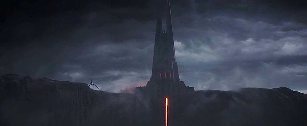 Star Wars Reveals The Sinister Secret Behind Darth Vaders Castle