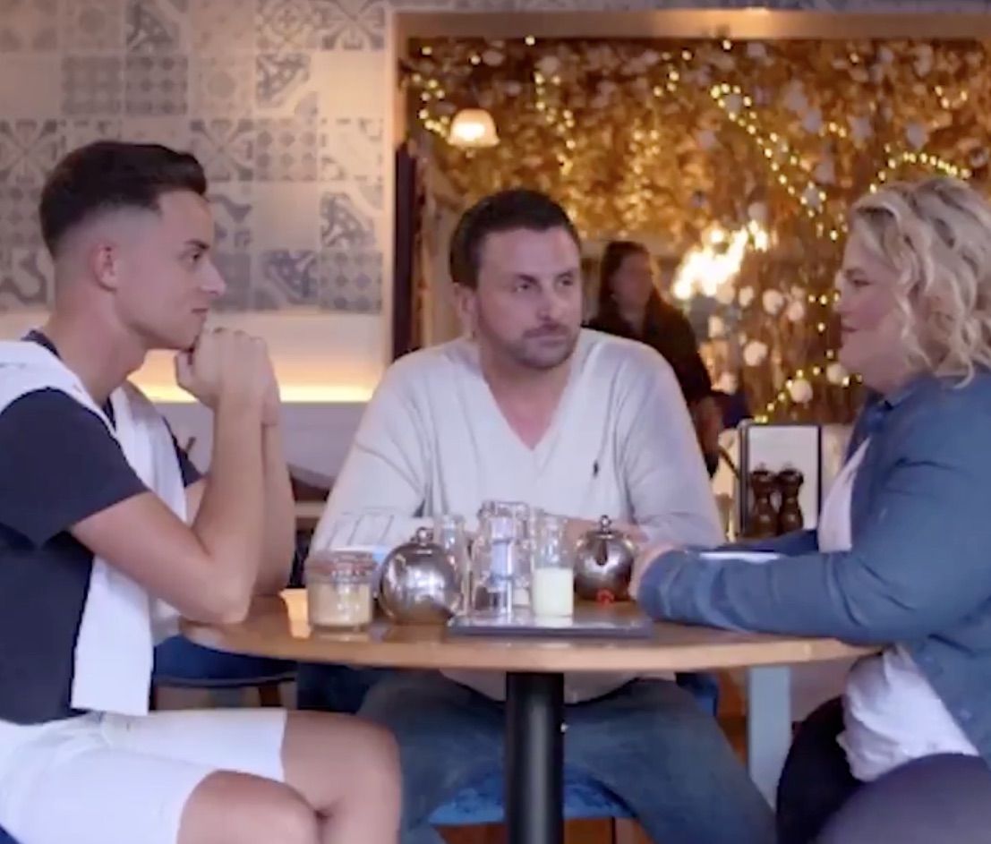 Gogglebox's Amy Tapper meets her date's dad in another awkward Celebs Go  Dating