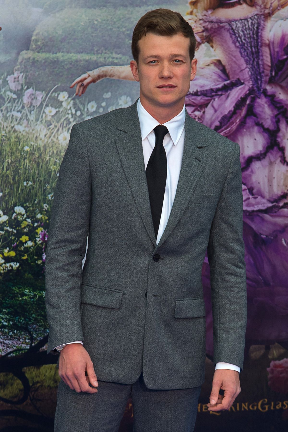 ed speleers attends alice through the looking glass premiere