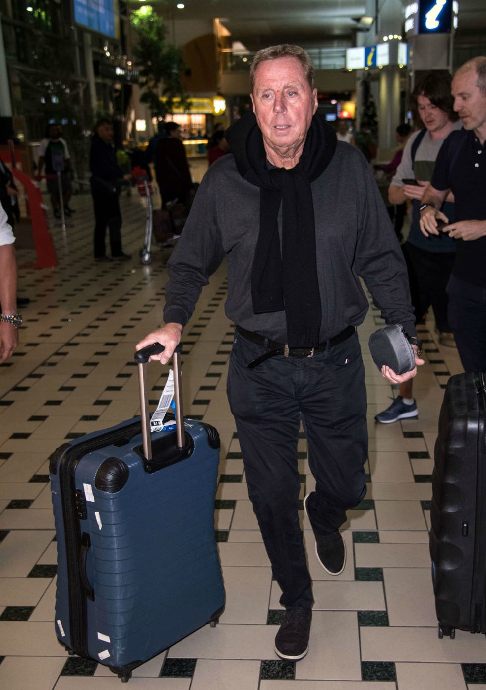 Harry Redknapp arrives in Brisbane airport, Nov 11 2018